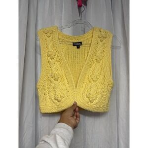 Bebe Knit Sweater Vest Women's M Yellow Chunky Cable Daisy Floral Wool Blend Y2K